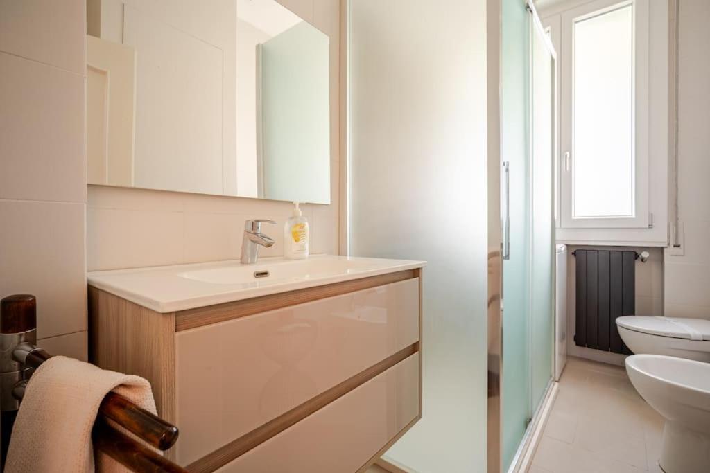 Casa Con 2 Camere Da Letto E Parcheggio A Bologna Ngoại thất bức ảnh